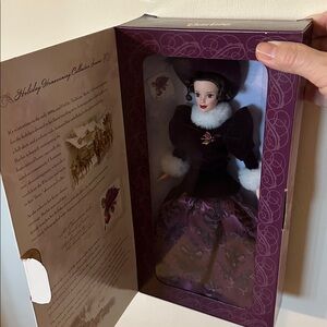 Hallmark Holiday Traditions Barbie NWT